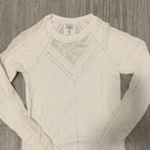 Women's Athleta White Long Sleeve Lace Athleisure Top-SMALL